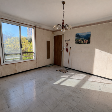 Appartement 3 pièces 60000 €