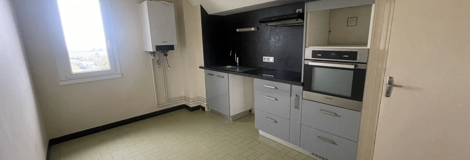 Appartement 3 Pièces 87 m² à louer à Baraqueville (12160)