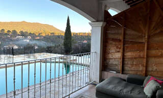 Appartement 1 Pièce 28 m² à louer à Solliès-Toucas (83210)