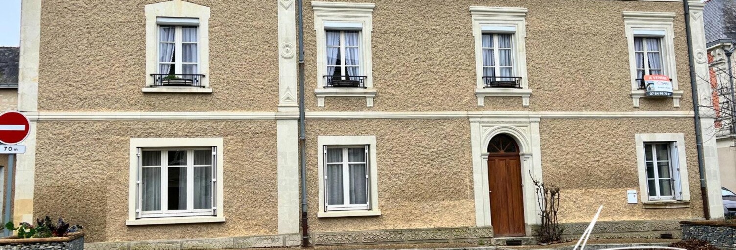 Maison 7 Pièces 230 m² à vendre à Jarzé Villages (49140)