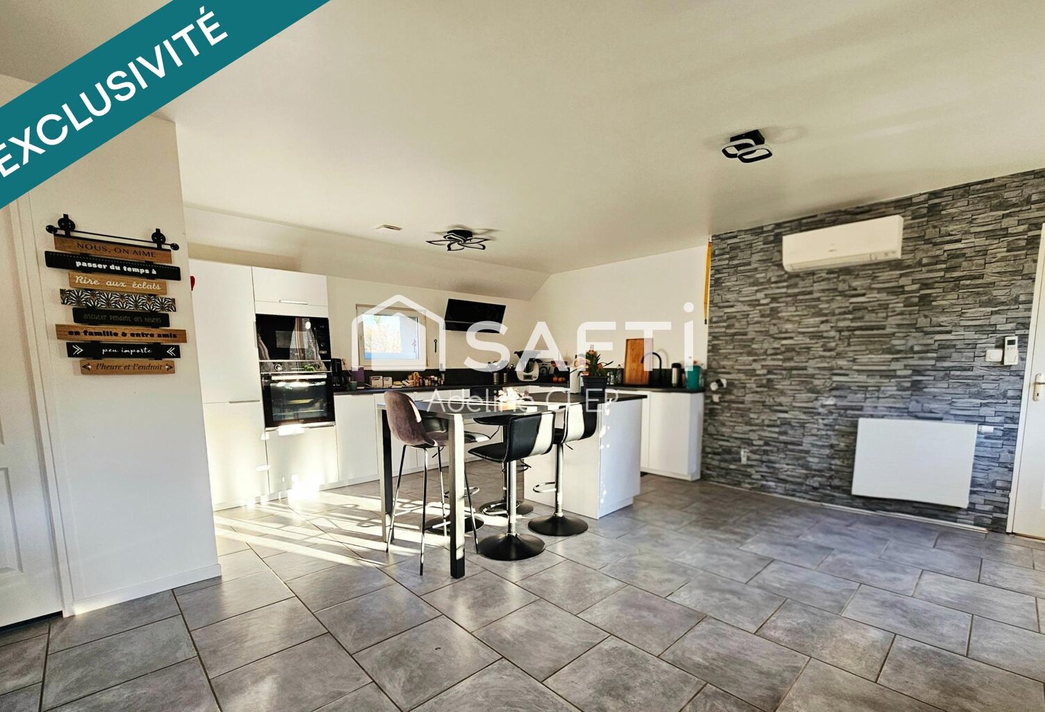 MAISON DE PLAIN PIED AVEC TROIS CHAMBRES — photo 1