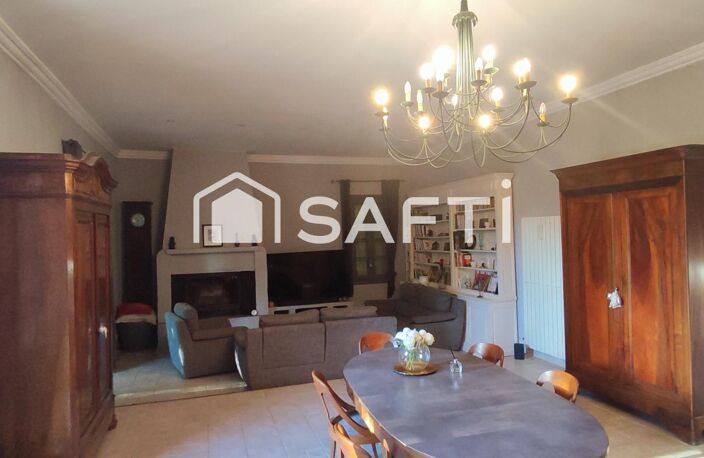 Proche de Béziers, 363m2, 12 pièces, 6640m2 clos — photo 2