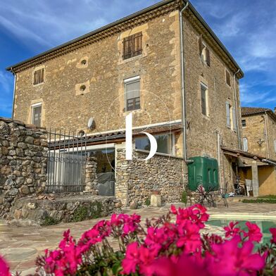 Maison 10 pièces 570000 €