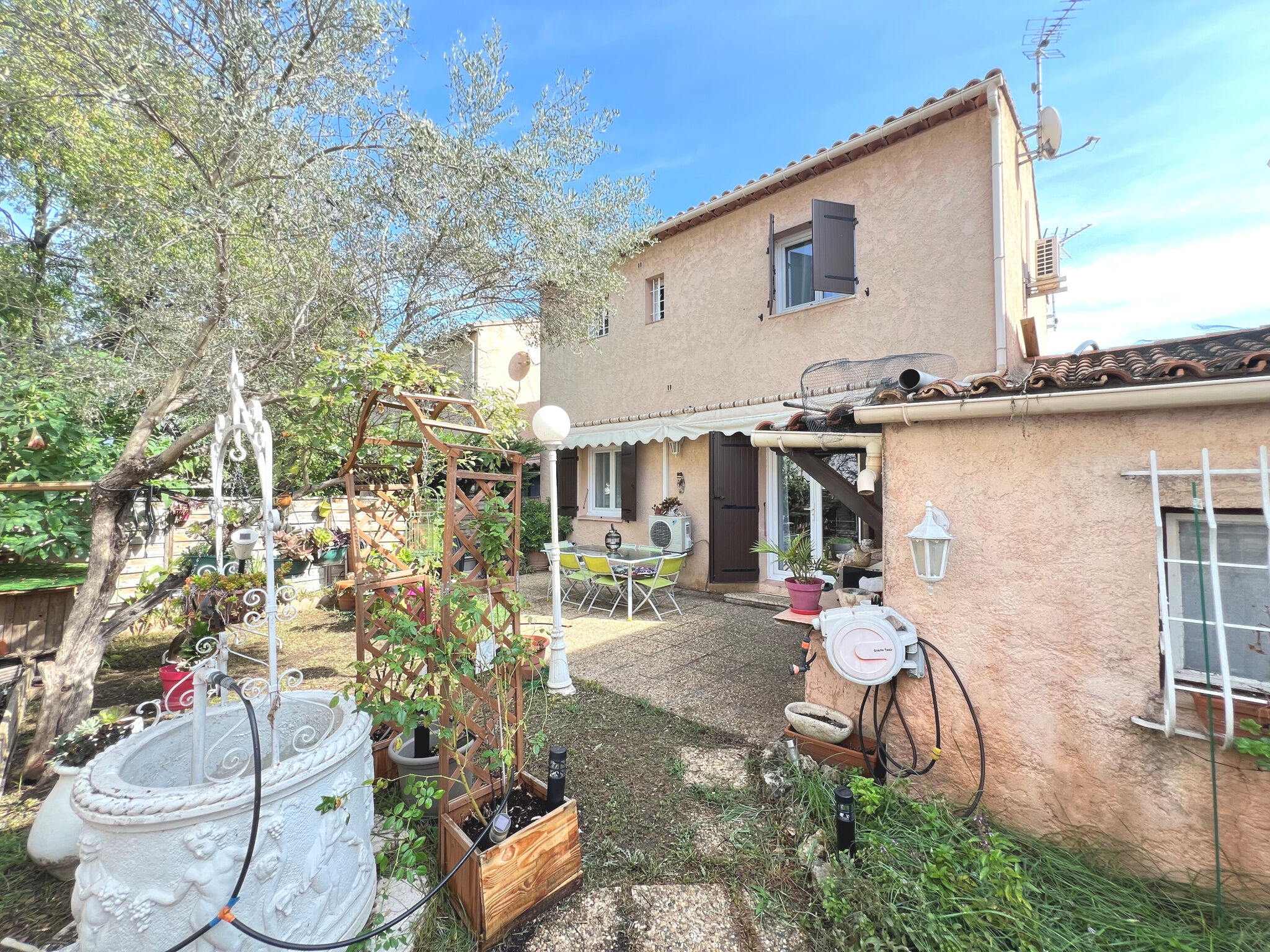 Villa / Maison  T4 à vendre Toulon 83000