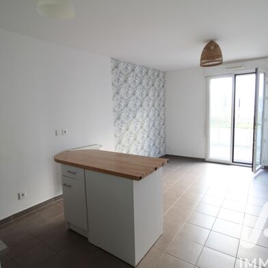Appartement 2 pièces 921 €