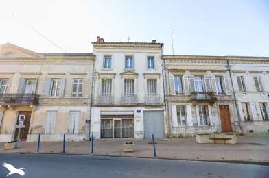 Immeuble  192240 €