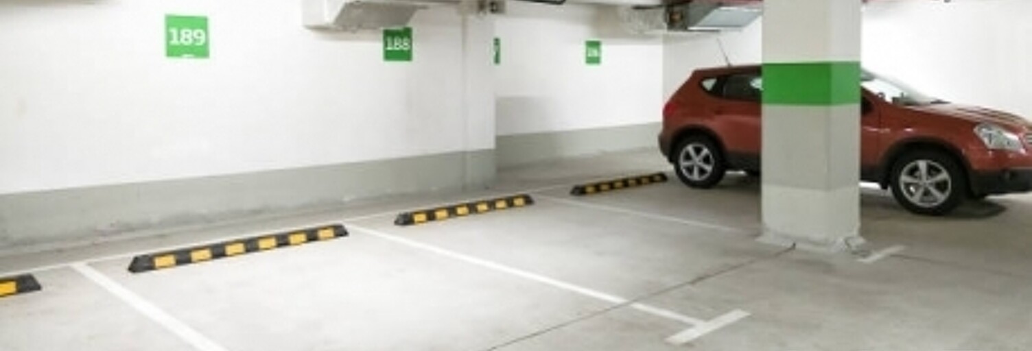 Garage  12 m² à vendre à Paris 10 (75010)