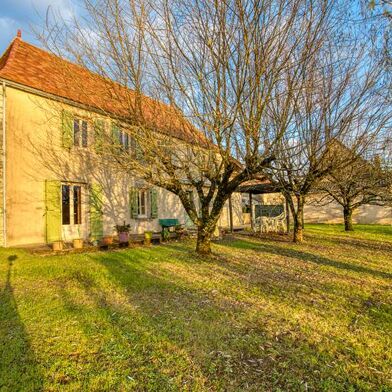 Maison 5 pièces 272896 €