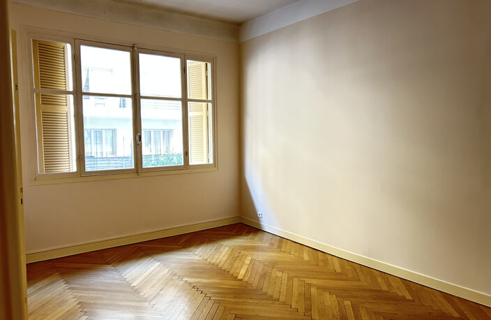 Appartement 4 pièces - rue Alfred Mortier — photo 2