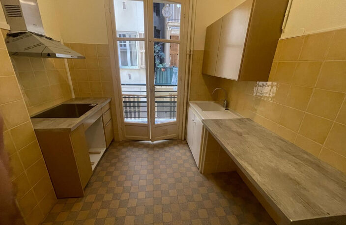 Appartement 4 pièces - rue Alfred Mortier — photo 4