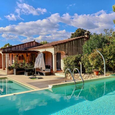 Maison 4 pièces 640000 €