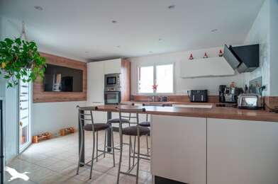 Maison 5 pièces 312405 €