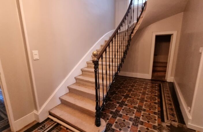 Maison de bourg de 6 pièces principales — photo 4