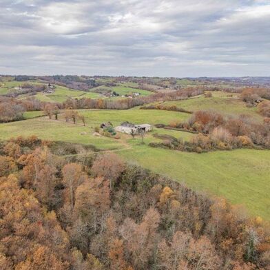 Maison 1 pièces 317700 €