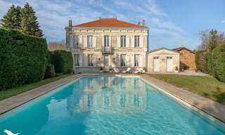 Maison 9 Pièces 228 m² à vendre à Saint-Jean-d'Illac (33127)