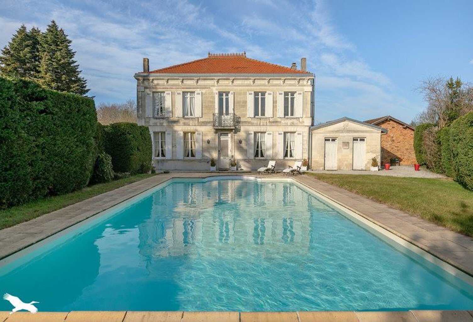 Maison en pierre de 10 pièces principales — photo 1