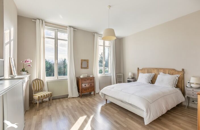 Maison en pierre de 10 pièces principales — photo 4