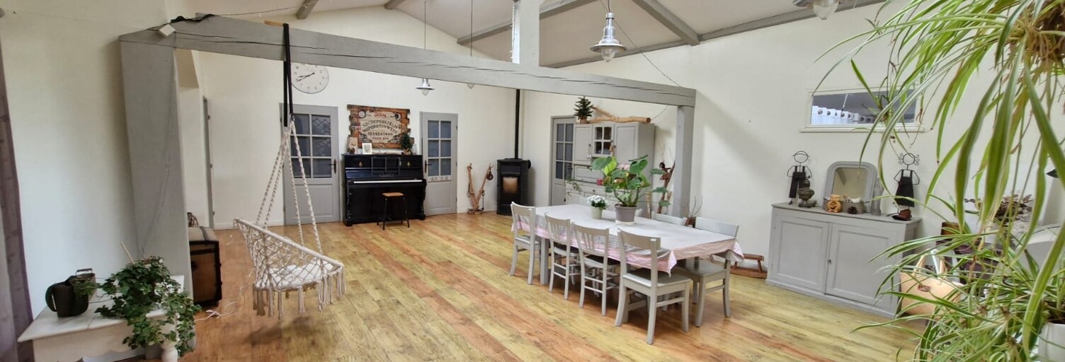 Maison 7 Pièces 229 m² à vendre à Saint-Marcel-de-Félines (42122)