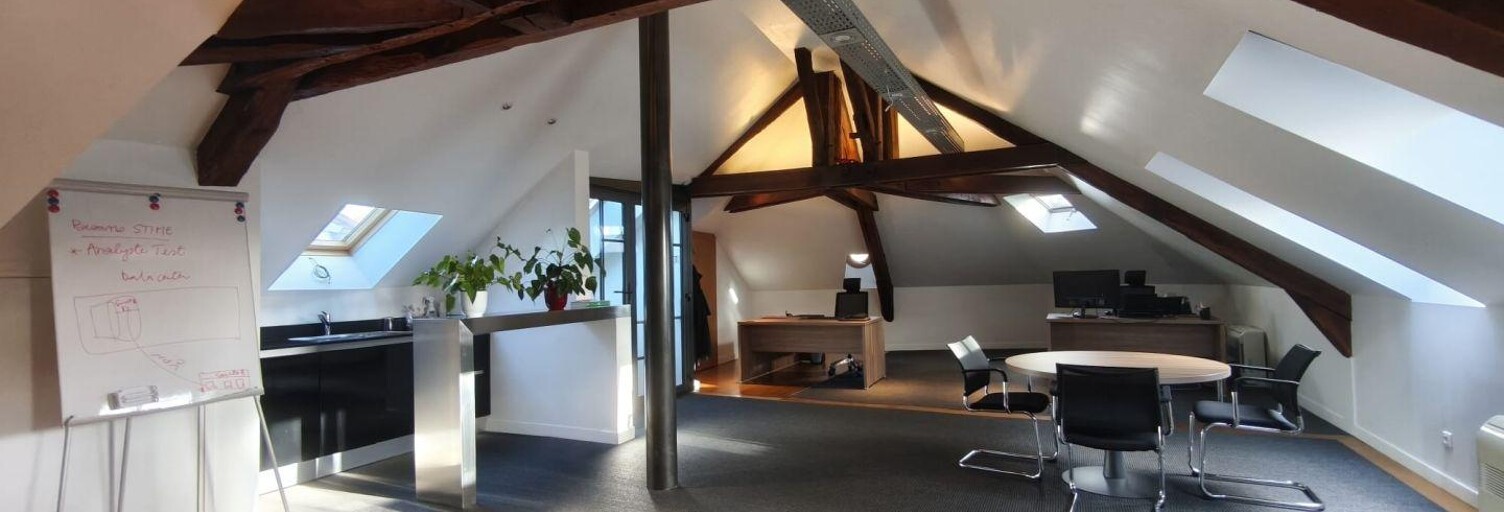 Bureau  64 m² à louer à Melun (77000)