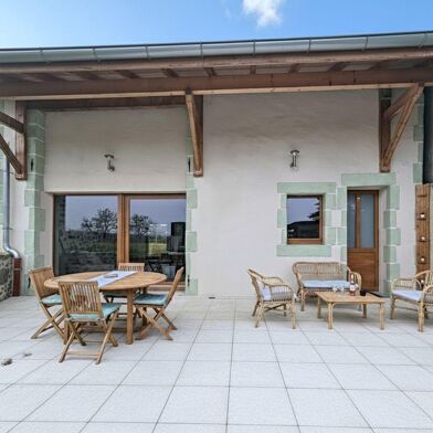 Maison 5 pièces 599000 €