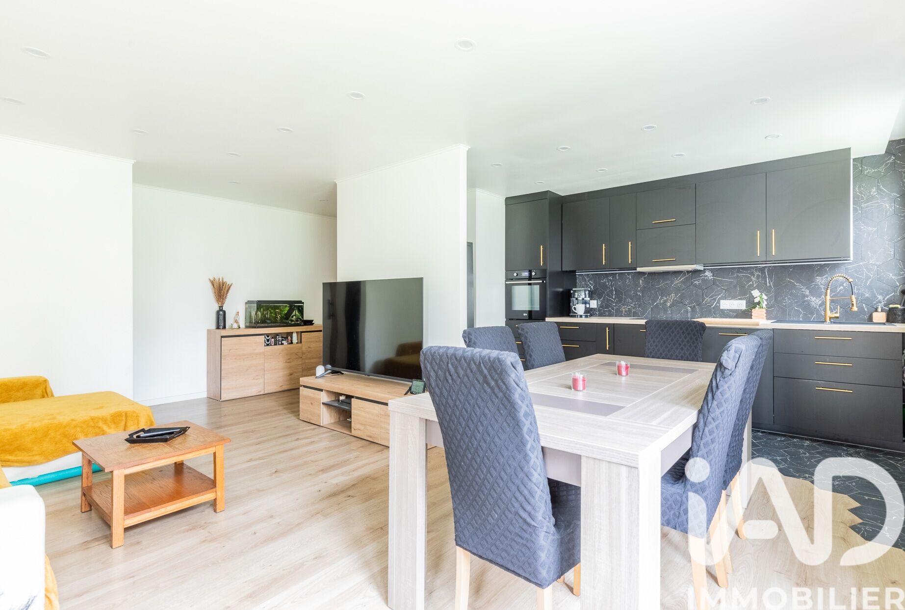 Chilly-Mazarin - 78m² - 4p. - 3ch.