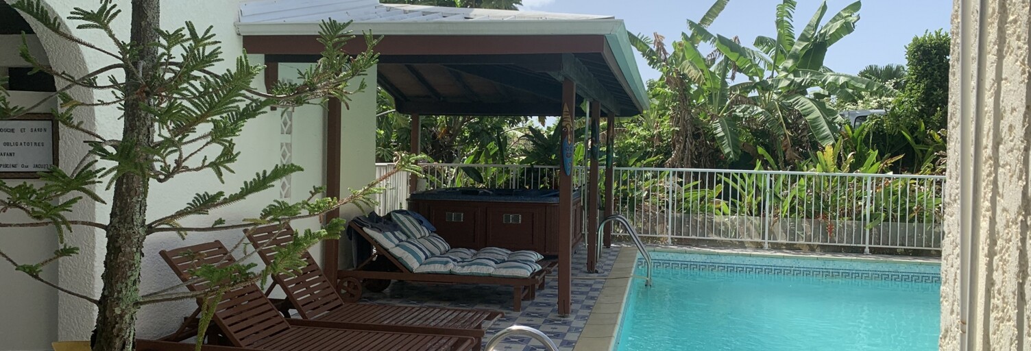 Maison 10 Pièces 330 m² à vendre à Sainte-Anne (97180)