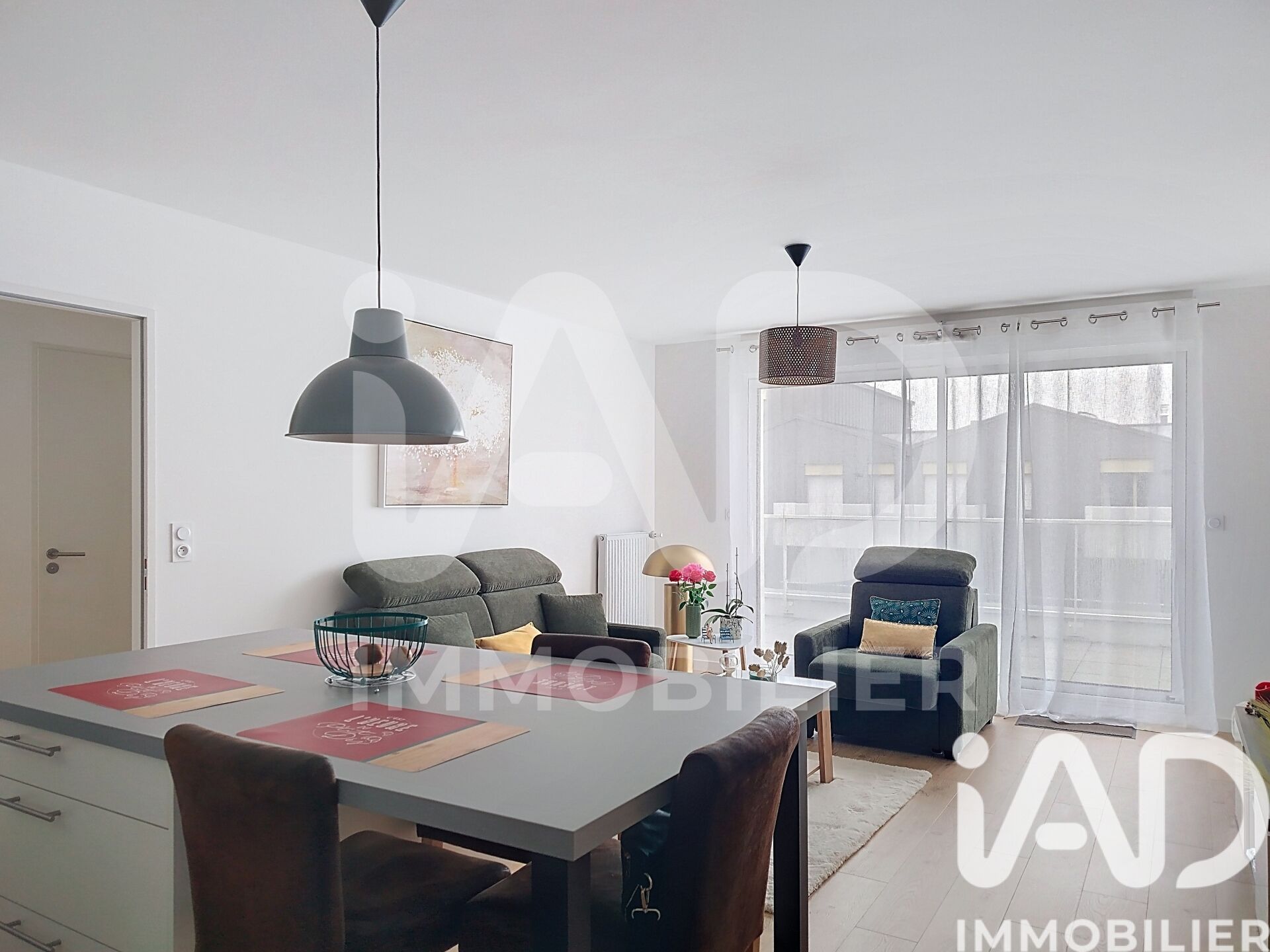 Vente Appartement 3 pièces - Photo 2