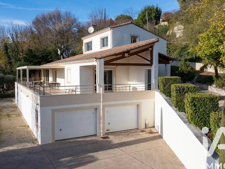 Vente Maison traditionnelle 8 pièces — photo 1
