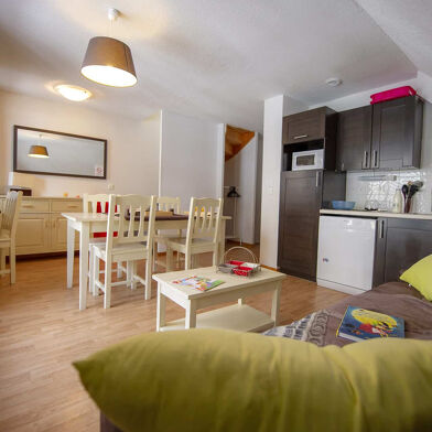 Appartement 2 pièces 76750 €