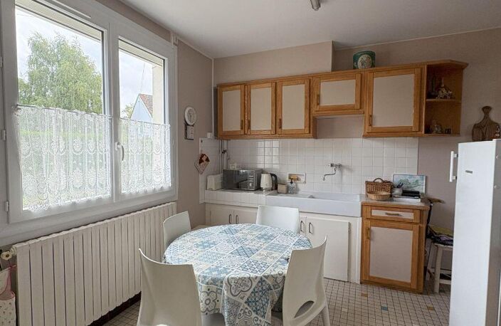 Vente maison 4 pièces 100 m² Saint-Gaultier (36800) — photo 4