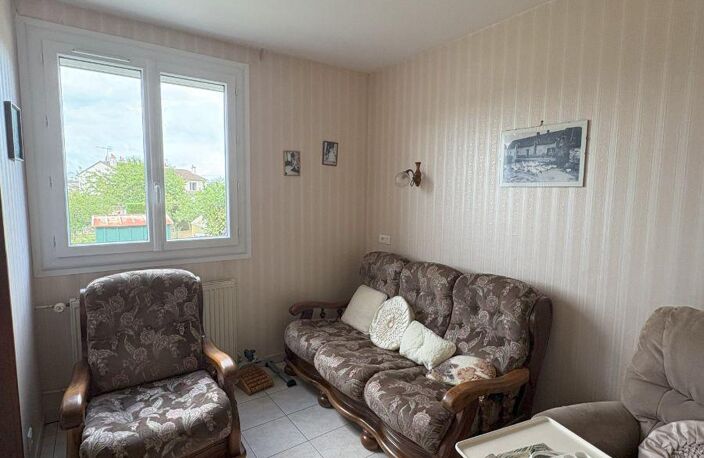 Vente maison 4 pièces 100 m² Saint-Gaultier (36800) — photo 5