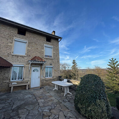 Maison 5 pièces 1300 €