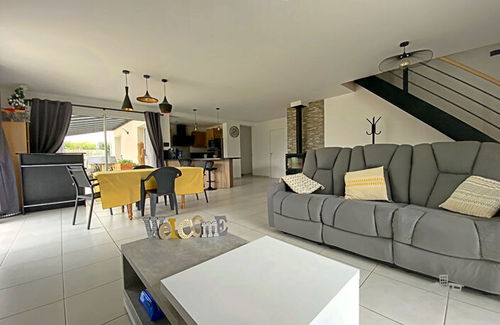 Maison Grandchamp Des Fontaines 6 pièce(s) 130 m2 — photo 2