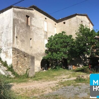 Maison 15 pièces 160000 €