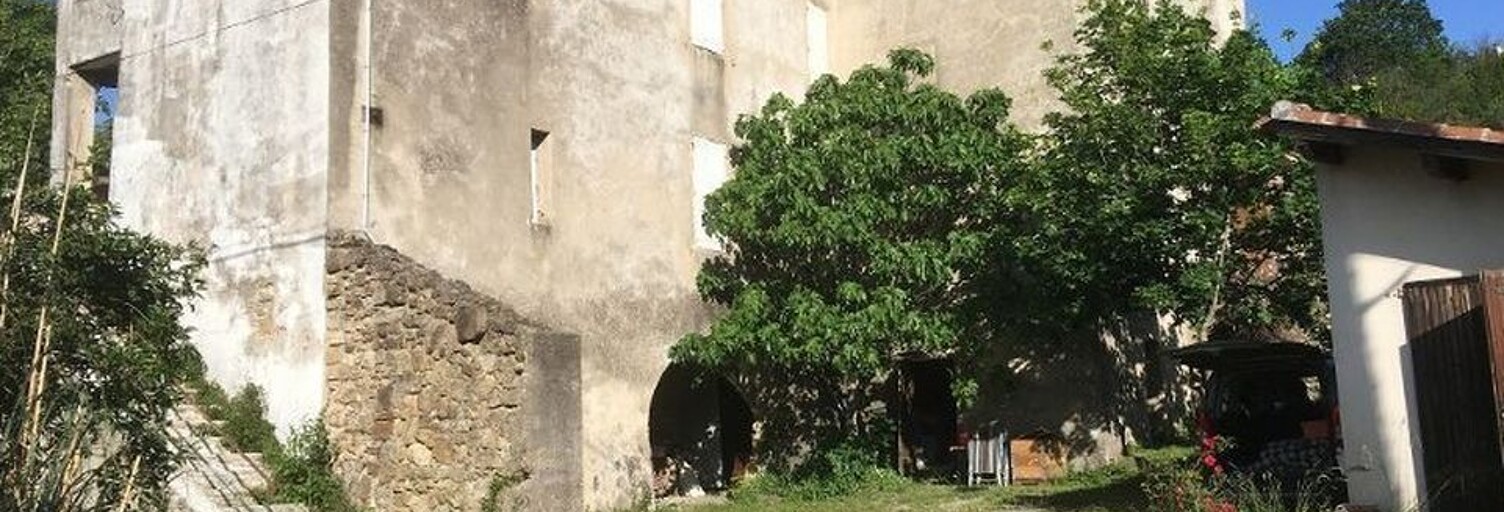 Maison 15 Pièces 220 m² à vendre à Saint-Florent-sur-Auzonnet (30960)