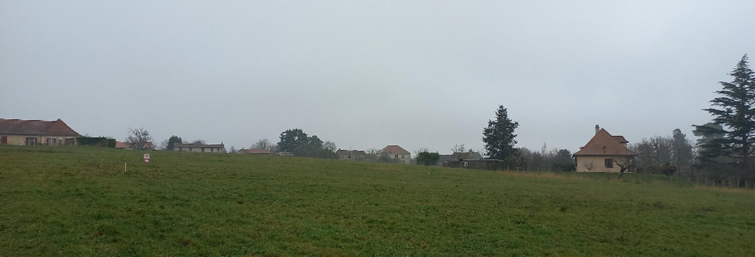 Terrain  927 m² à vendre à Saint-Géry (24400)