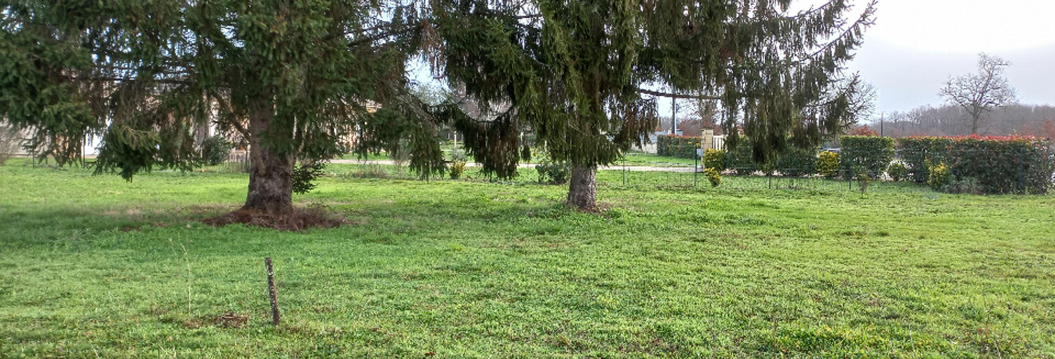 Terrain  953 m² à vendre à Montpon-Ménestérol (24700)