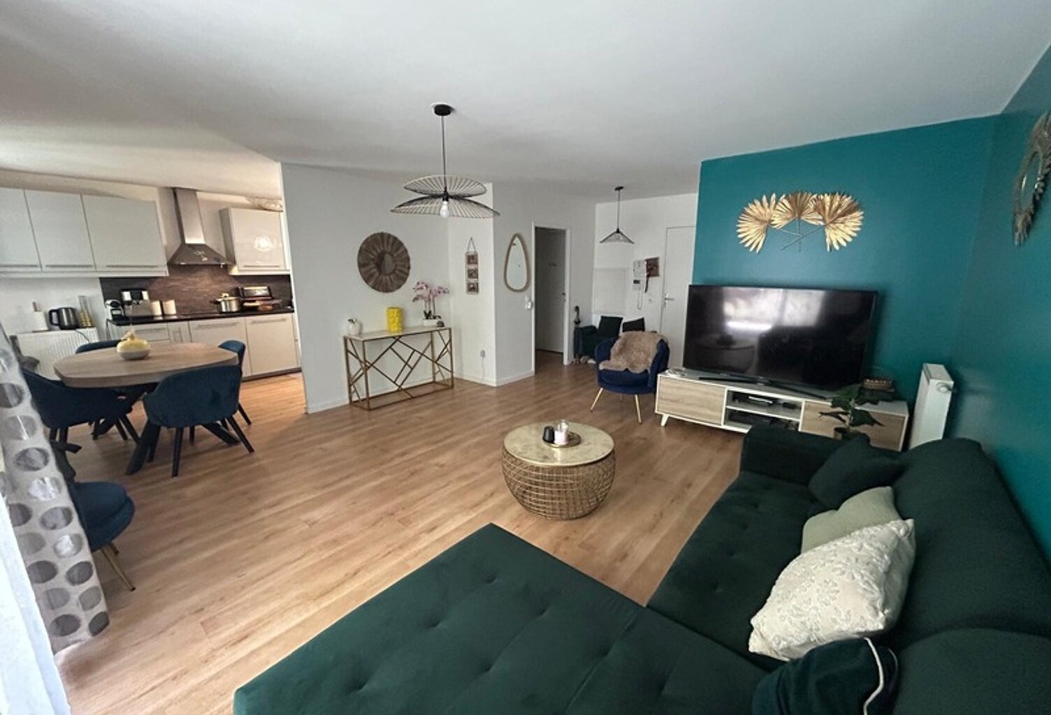 Appartement à vendre 4 pièces LIMEIL BREVANNES (94), résidence récente, commerces et écoles à proximité — photo 1