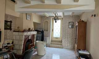 Maison 6 Pièces 250 m² à vendre à Saint-Jean-d'Angély (17400)