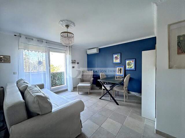 Studio avec balcon dans résidence sécurisée à Arles — photo du bien