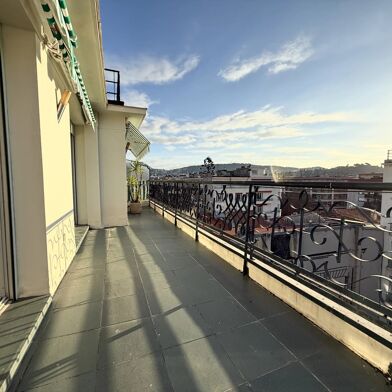 Appartement 2 pièces 699000 €