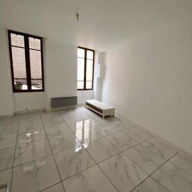 Appartement 2 pièces 445 €