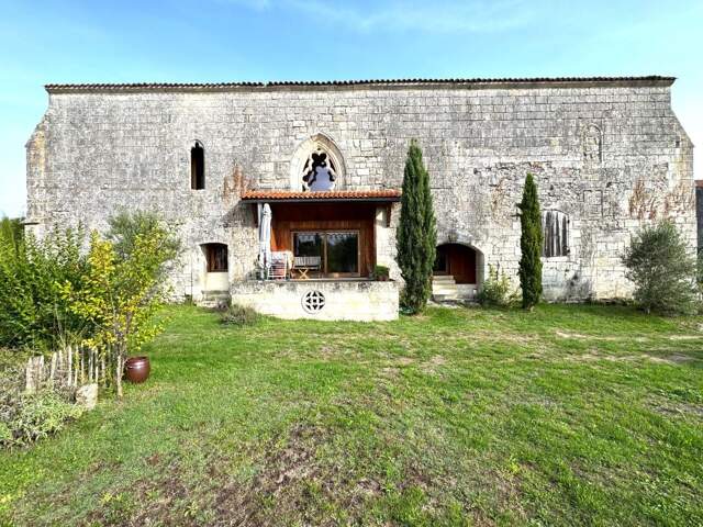Maison À Vendre — photo du bien