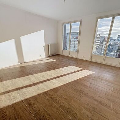 Appartement 3 pièces 690 €