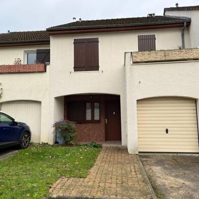 Maison 5 pièces 950 €