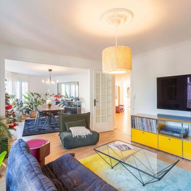 Appartement 5 pièces 383250 €