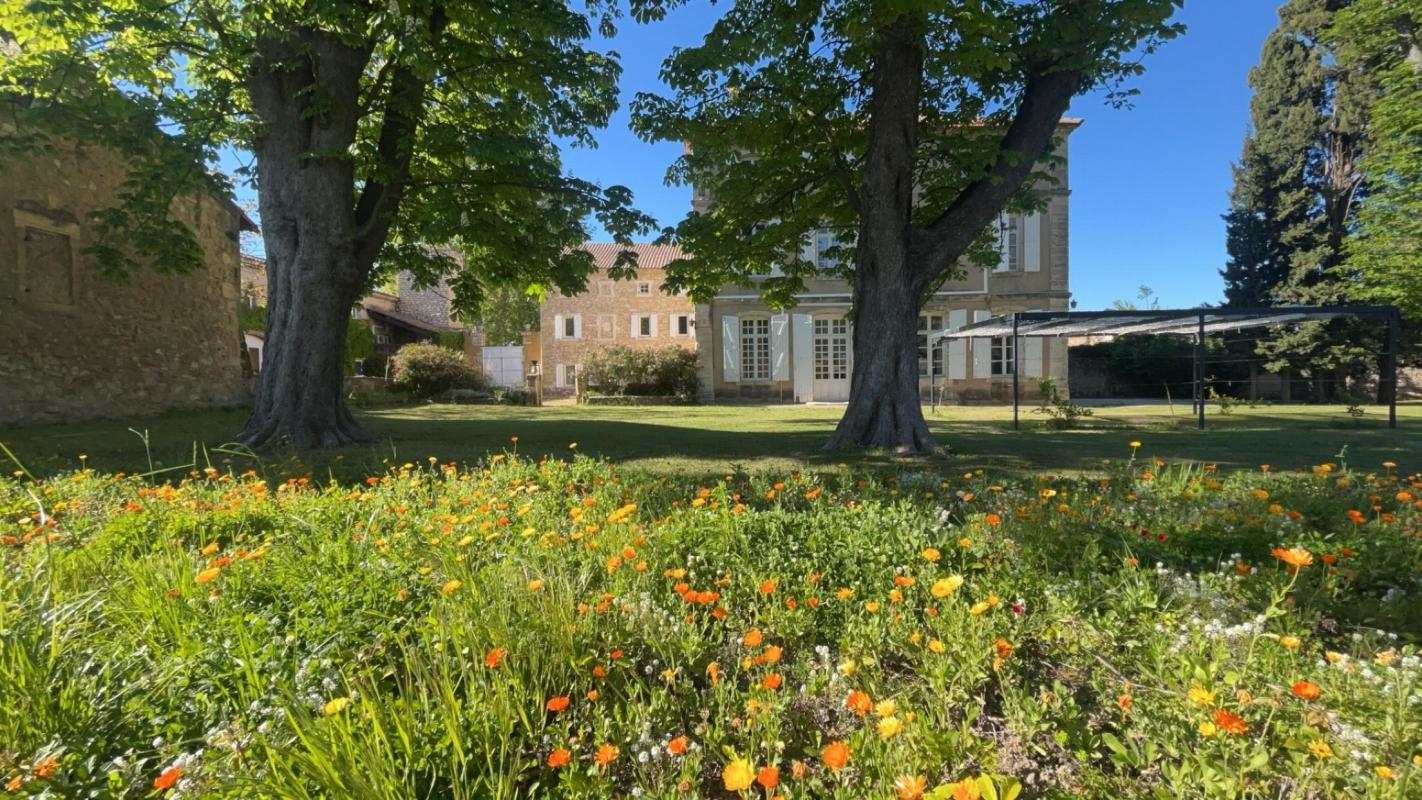 Agence immobilière de Pont du gard transactions Swixim