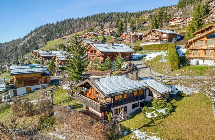 Chalet avec vue et terrain de 131 m2 à LA CLUSAZ (74) — photo 3