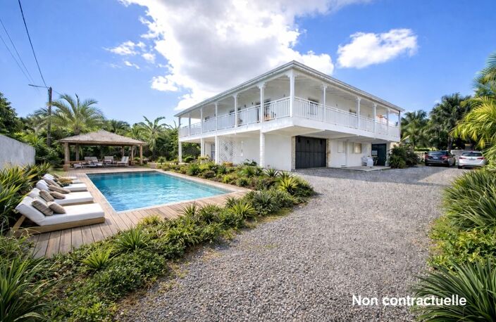 EN EXCLUSIVITÉ – VILLA DE CARACTÈRE AVEC VUE PANORAMIQUE – SAINT-FRANÇOIS — photo 4