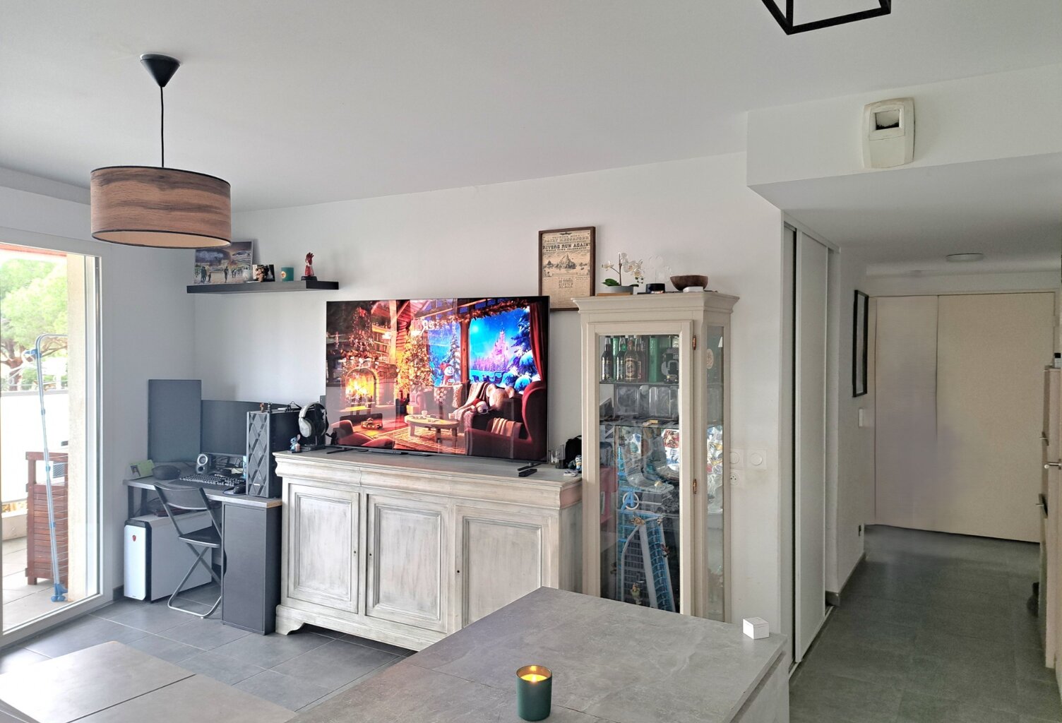 A vendre appartement T3  + vaste terrasse et parking privé - MARSEILLE CHATEAU GOMBERT - — photo 1